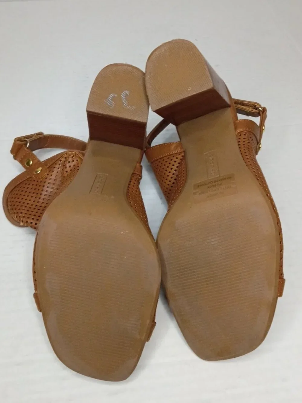 Steven by Steve Madden Stacked Tan Perforated Slingback Booties Women’s 8.5M